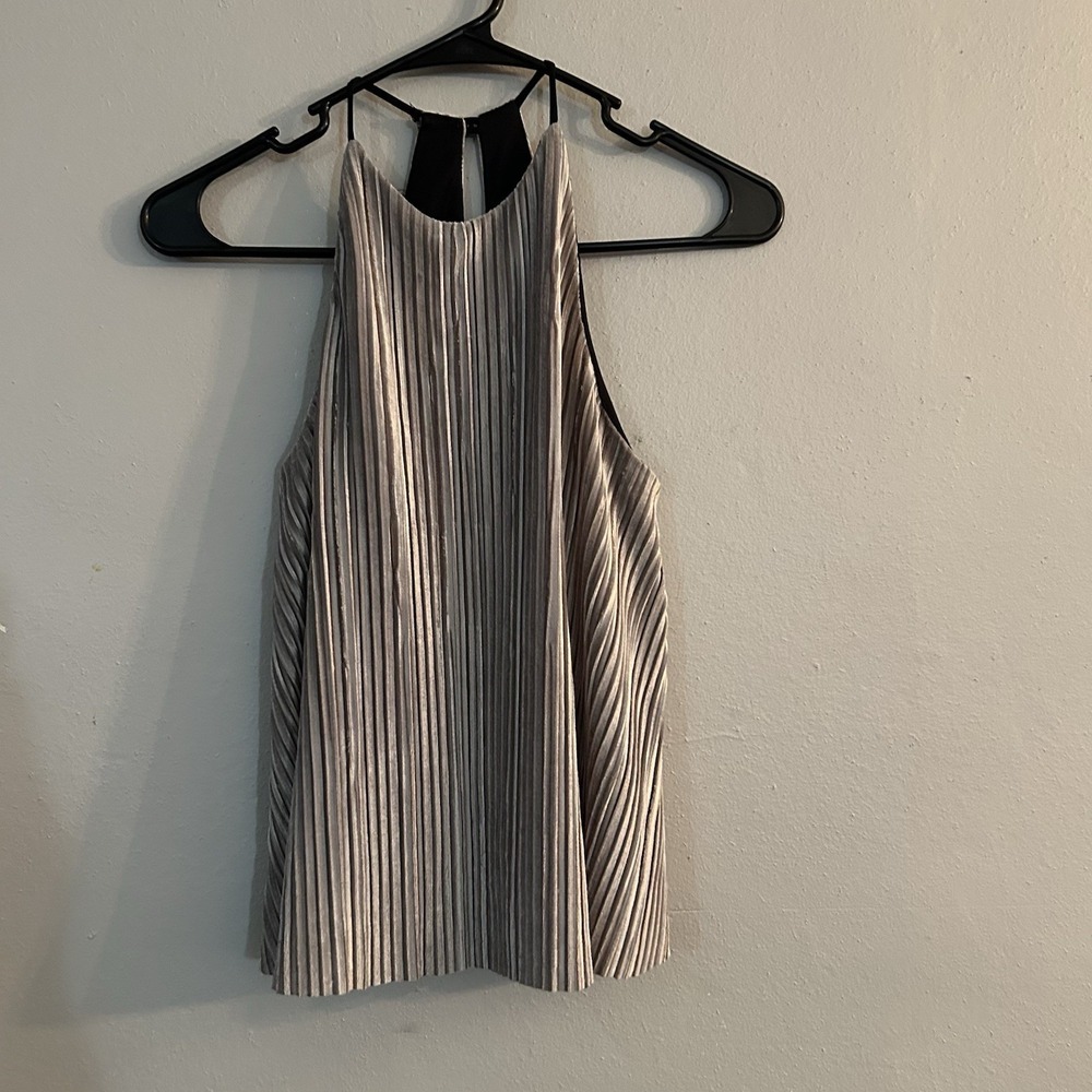 Eoote Women's XS Metallic Pleated High Neck Tank Top Multicolor